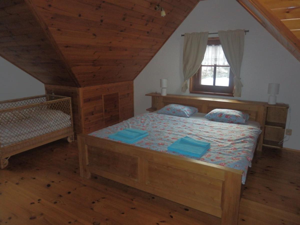 Pension Cortina Pec pod Snezkou Exterior foto